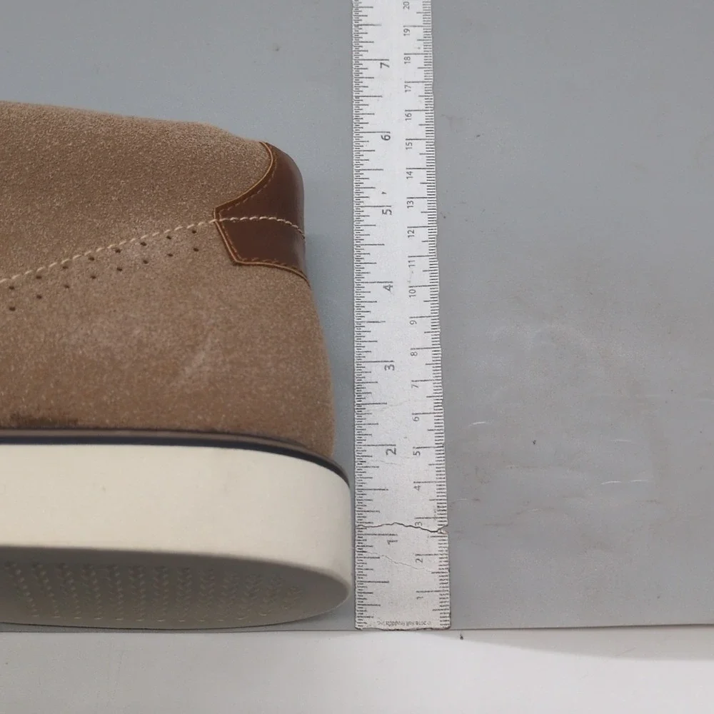 Madden Shoes Mens Dunkit Beige 10 Chukka Boots Faux Suede Ankle Lace Up